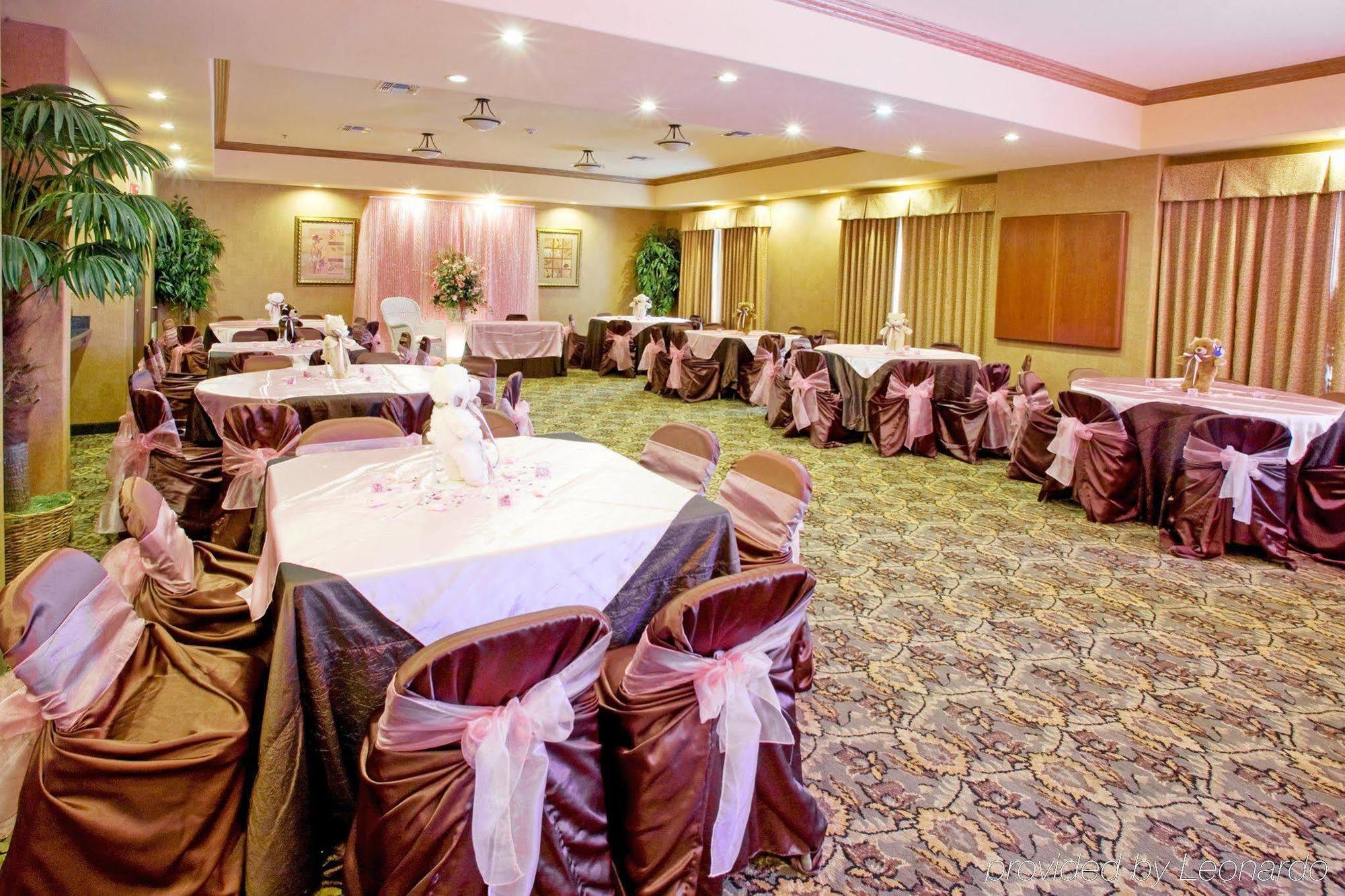 Holiday Inn Express Hotel & Suites Rio Grande City, An Ihg Hotel Restoran gambar